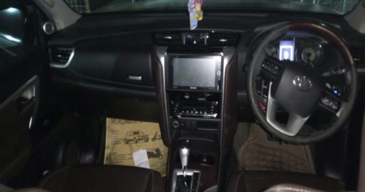 TOYOTA  FORTUNER  2.4 VRZ