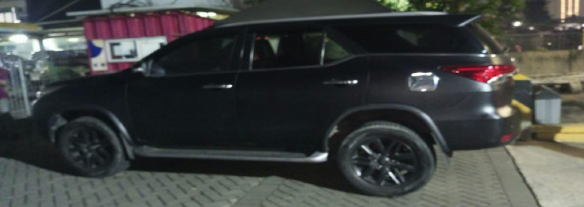 TOYOTA  FORTUNER  2.4 VRZ