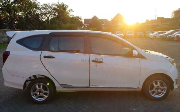 DAIHATSU SIGRA R