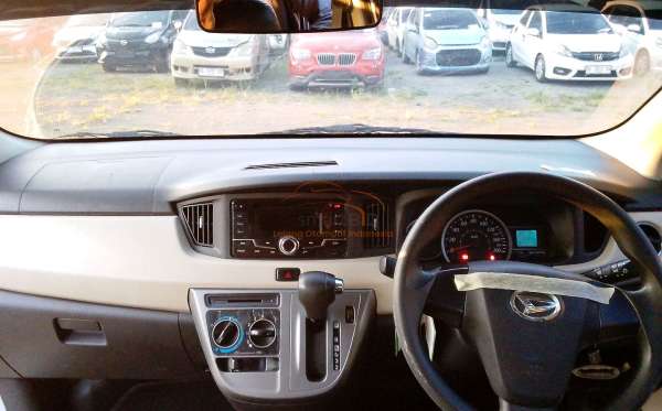 DAIHATSU SIGRA R