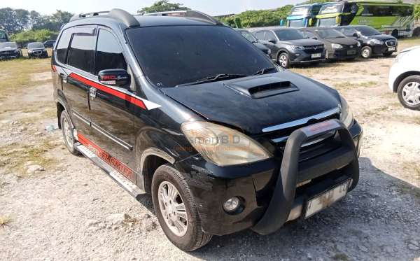 DAIHATSU XENIA