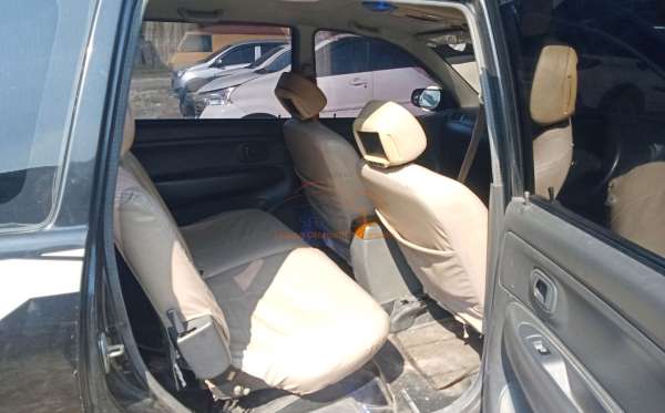 DAIHATSU XENIA