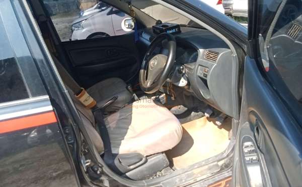 DAIHATSU XENIA