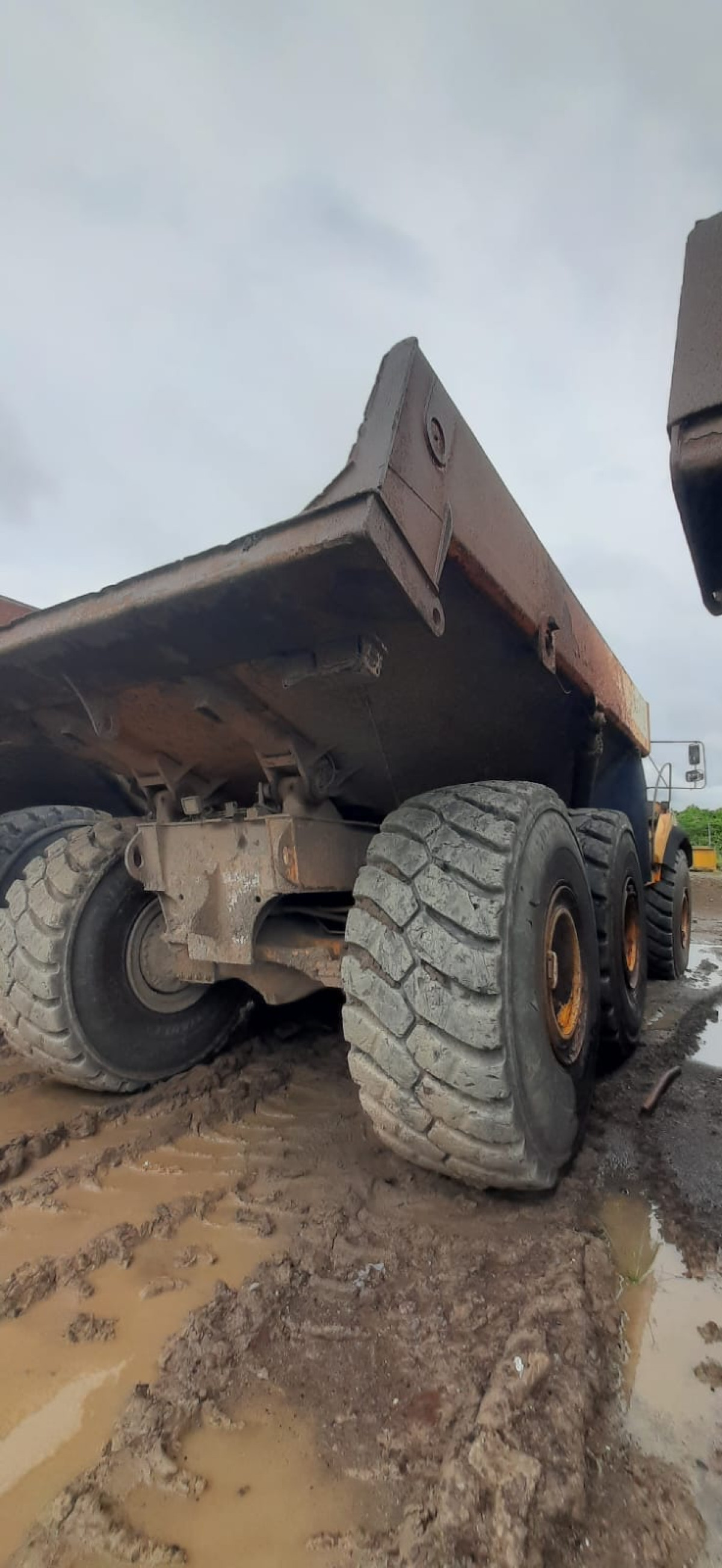 VOLVO ADT A40F