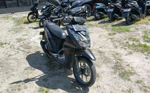 HONDA BEAT STREET