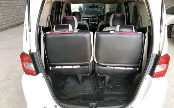 HONDA FREED GB3 1.5 E