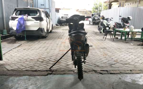 HONDA REVO X