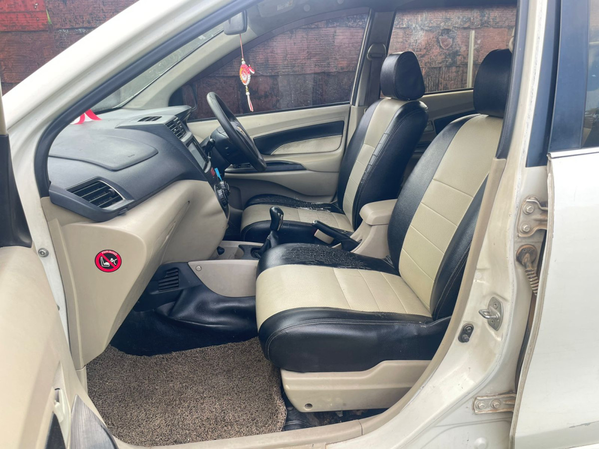 TOYOTA  AVANZA