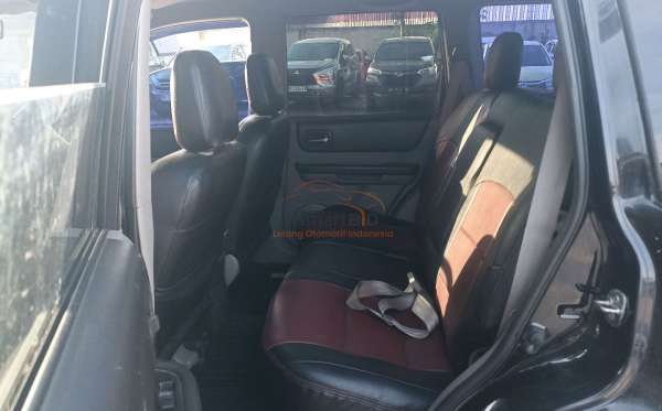 NISSAN X TRAIL 2.5