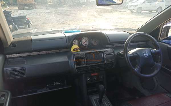 NISSAN X TRAIL 2.5