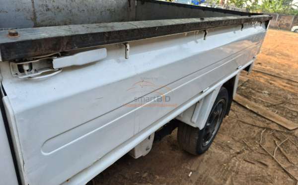 SUZUKI MEGA CARRY PU