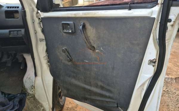 SUZUKI MEGA CARRY PU