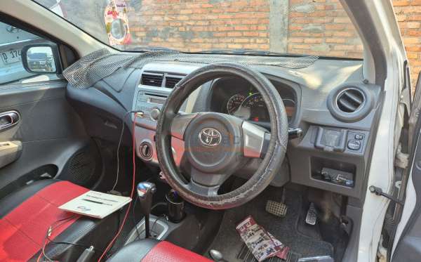 TOYOTA AGYA 1.0 G