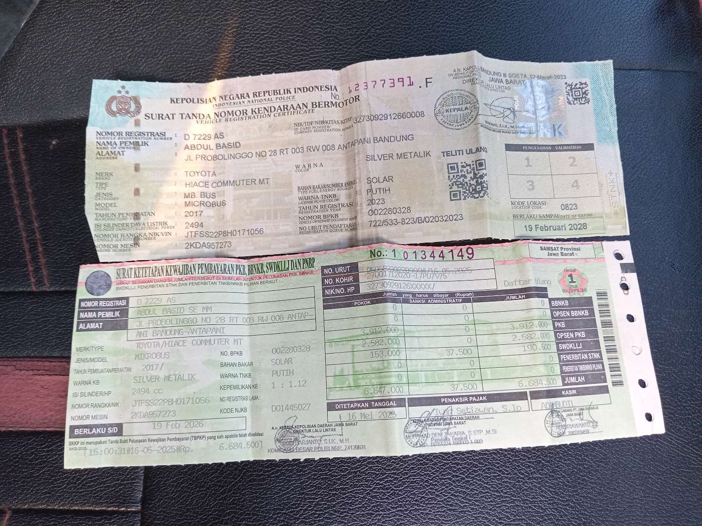 TOYOTA HI ACE COMMUTER