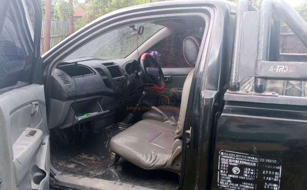 TOYOTA HILUX PICK UP