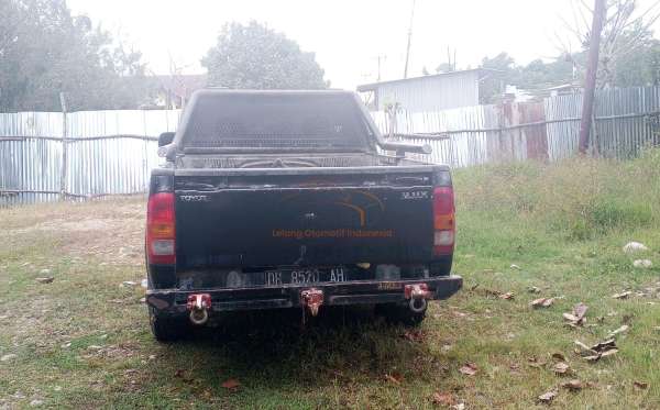 TOYOTA HILUX PICK UP