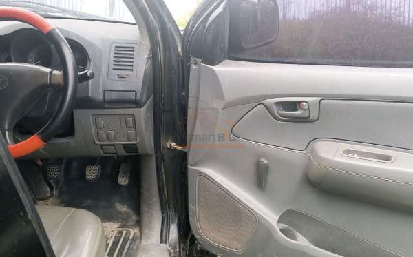 TOYOTA HILUX PICK UP