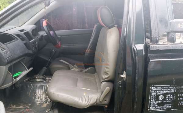 TOYOTA HILUX PICK UP
