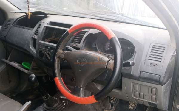 TOYOTA HILUX PICK UP