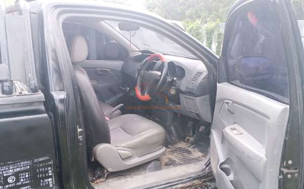 TOYOTA HILUX PICK UP