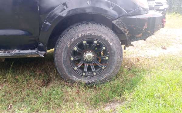 TOYOTA HILUX PICK UP
