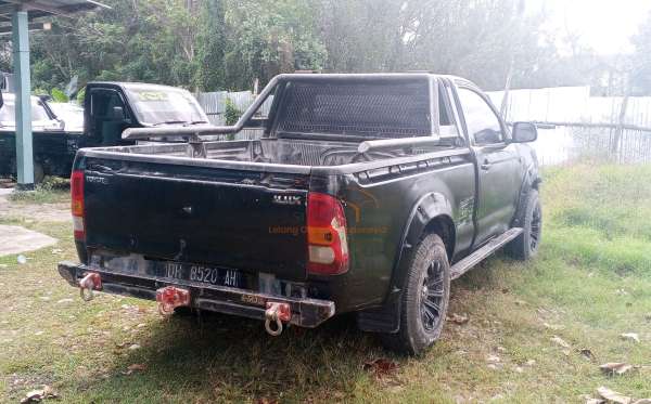 TOYOTA HILUX PICK UP