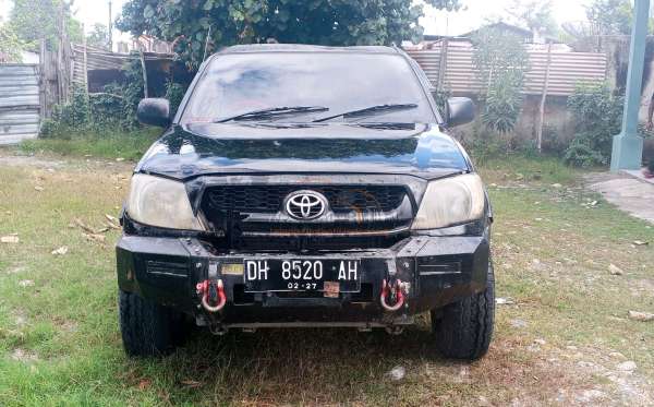 TOYOTA HILUX PICK UP