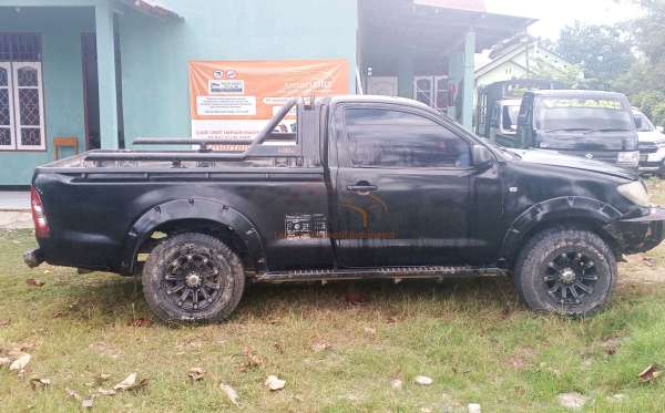 TOYOTA HILUX PICK UP