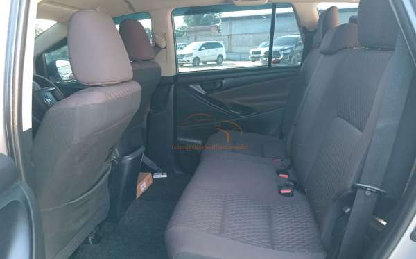 TOYOTA INNOVA G DIESEL