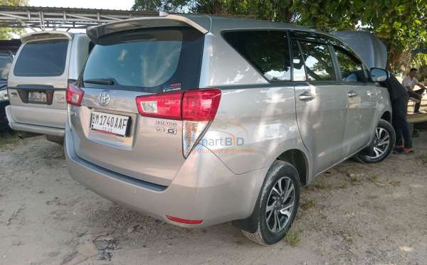 TOYOTA INNOVA G DIESEL