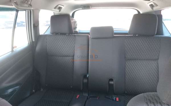 TOYOTA INNOVA G DIESEL