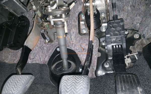 TOYOTA INNOVA G DIESEL