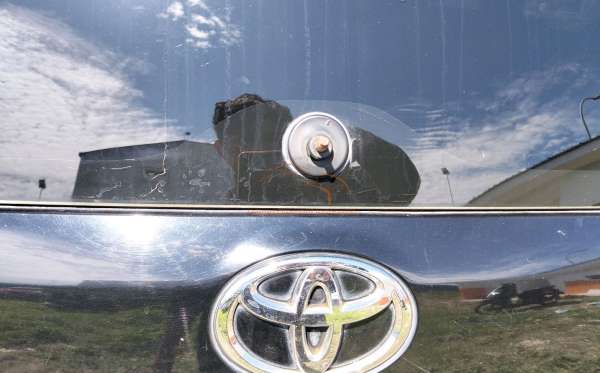 TOYOTA INNOVA
