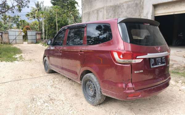 WULING CONFERO 1.5 DB MY (4X2)