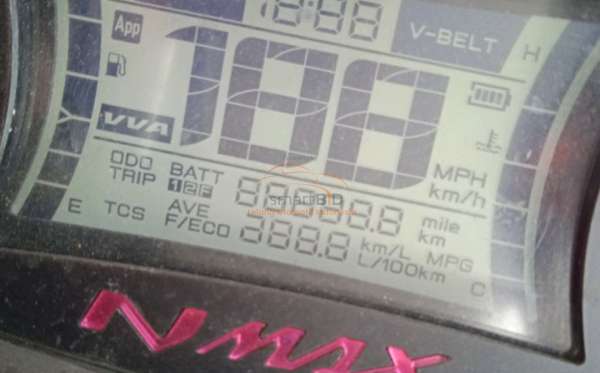 YAMAHA NMAX