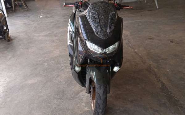 YAMAHA NMAX