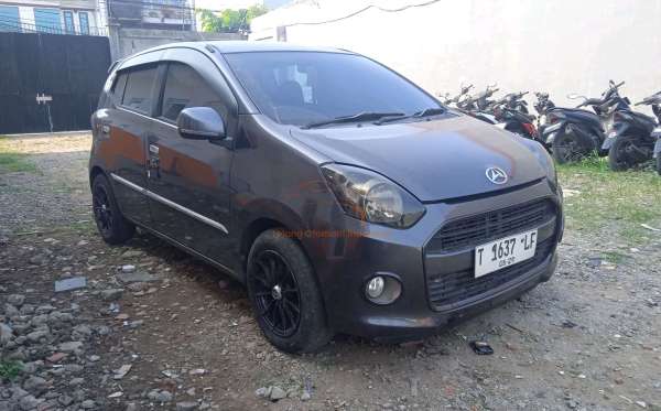 DAIHATSU AYLA 1.0 X