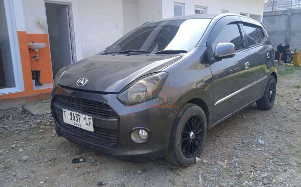 DAIHATSU AYLA 1.0 X