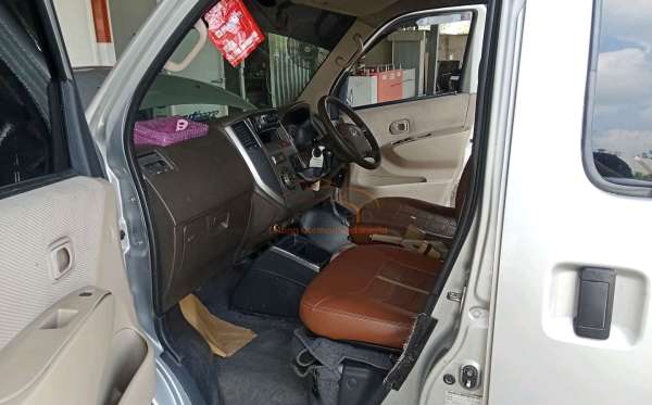 DAIHATSU LUXIO M