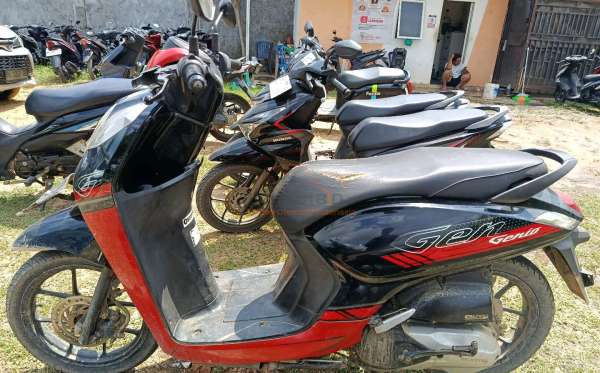 HONDA GENIO CBS