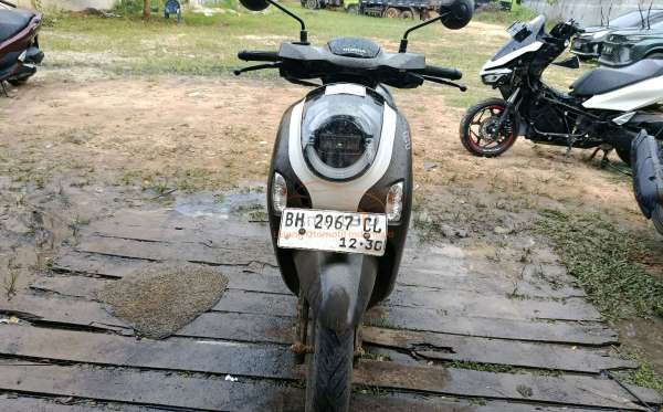 HONDA NEW SCOOPY FASHION