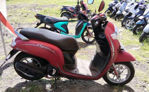 HONDA SCOOPY