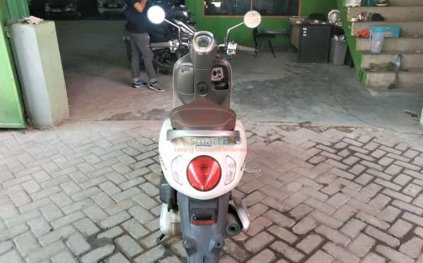 HONDA SCOOPY PRESTIGE