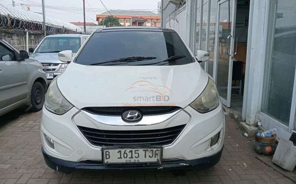 HYUNDAI TUCSON 2.0 2WD