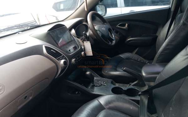 HYUNDAI TUCSON 2.0 2WD