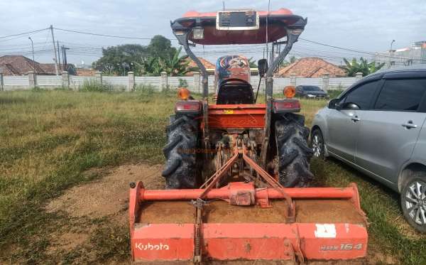 KUBOTA L4018 + KRX164