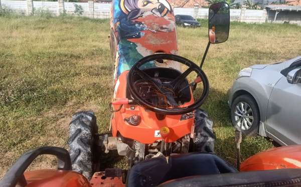 KUBOTA L4018 + KRX164