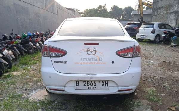 MAZDA  MAZDA 2  SEDAN