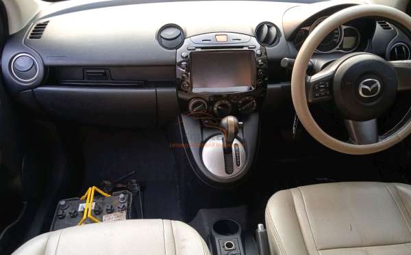 MAZDA  MAZDA 2  SEDAN