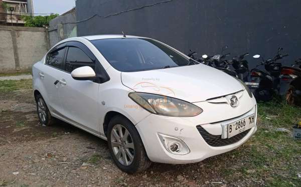 MAZDA  MAZDA 2  SEDAN